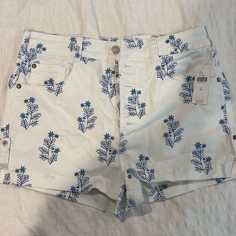 Anthropologie | Pilcro Ultra High Rise Denim Shorts White Floral Button Fly New